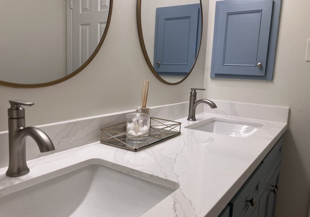 primary bathroom double sink in quartz countertop